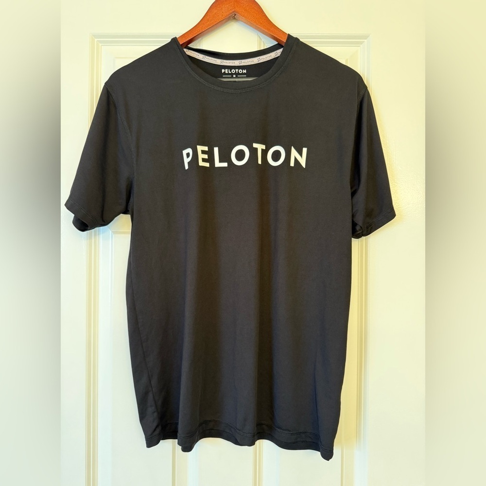 Peloton Century 100 Rides Cycling Club Unisex Shirt Black Size Medium - Picture 1 of 6